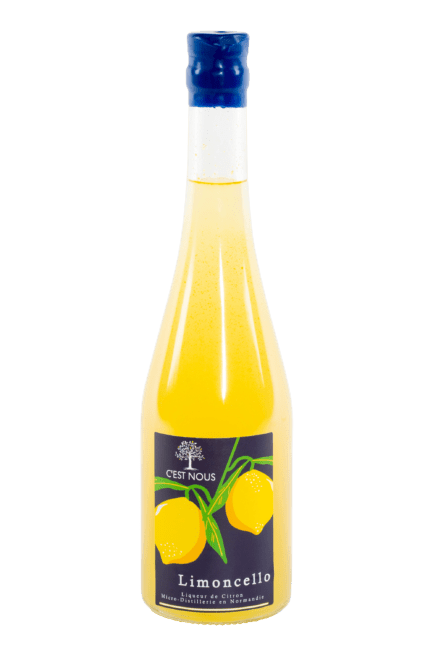 Bouteille de Limoncello, liqueur de citron de la distillerie C'est nous