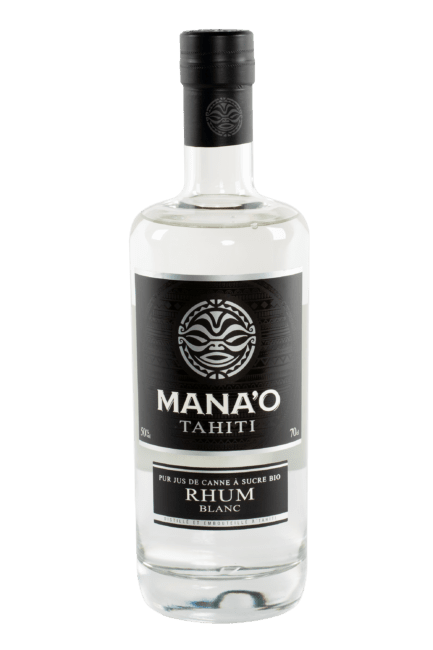 Bouteille de rhum blanc bio Français de la distillerie Mana'o à Tahiti