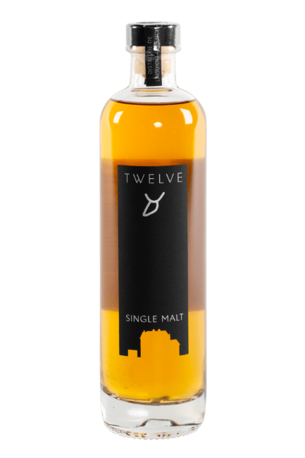 Bouteille de whisky Français single malt Basalte de la distillerie Twelve